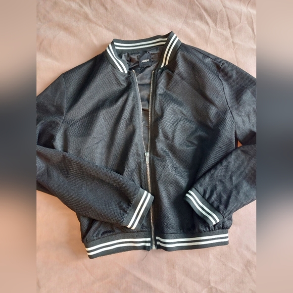 ARDENE - bomber jacket - Picture 1 of 2